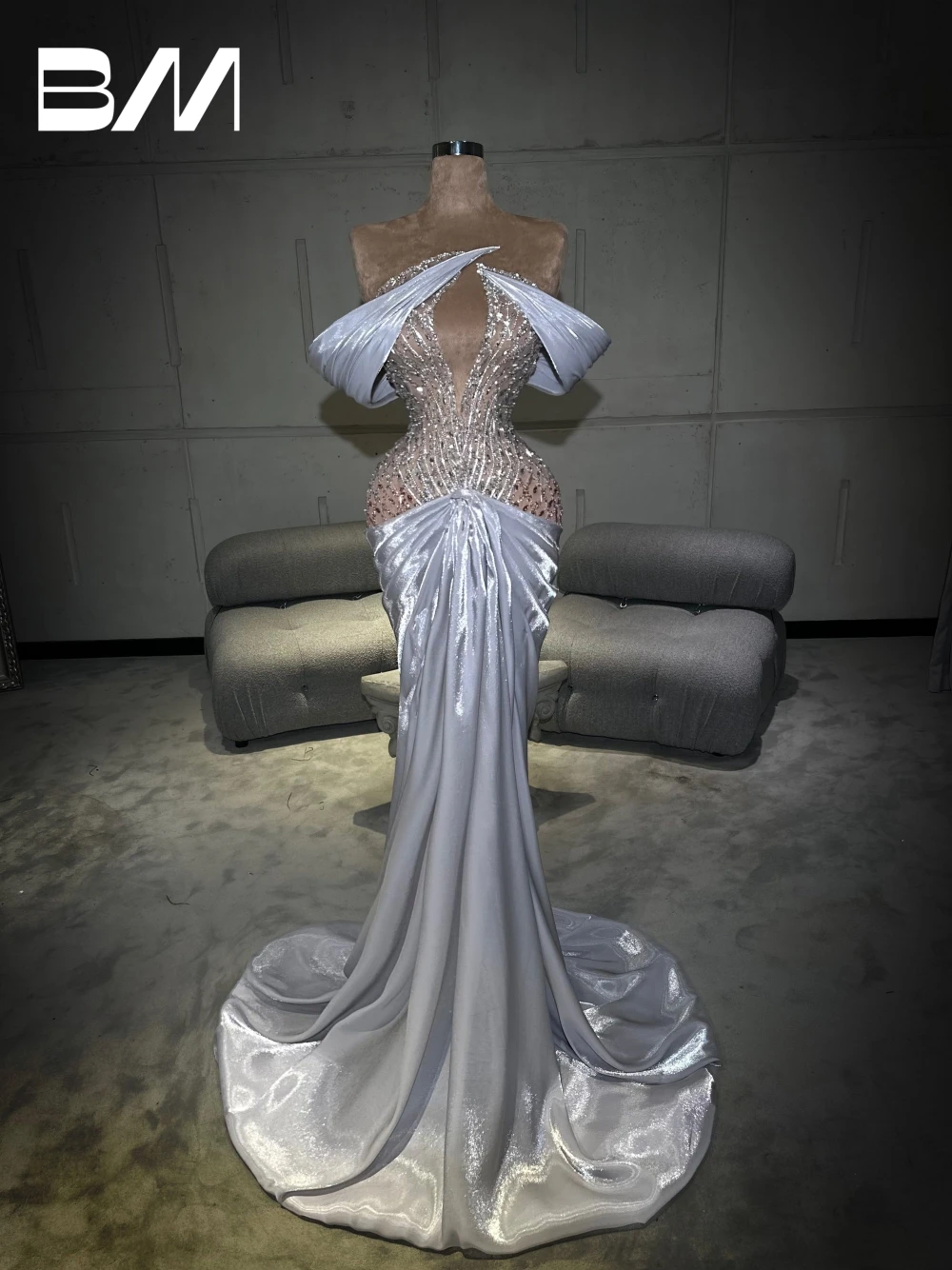 

Dazzling Mermaid Silver Beads Evening Gown Customized Dramatic Off-the-shoulder Sexy Cocktail Gown Delicate Red Carpet Prom Wear