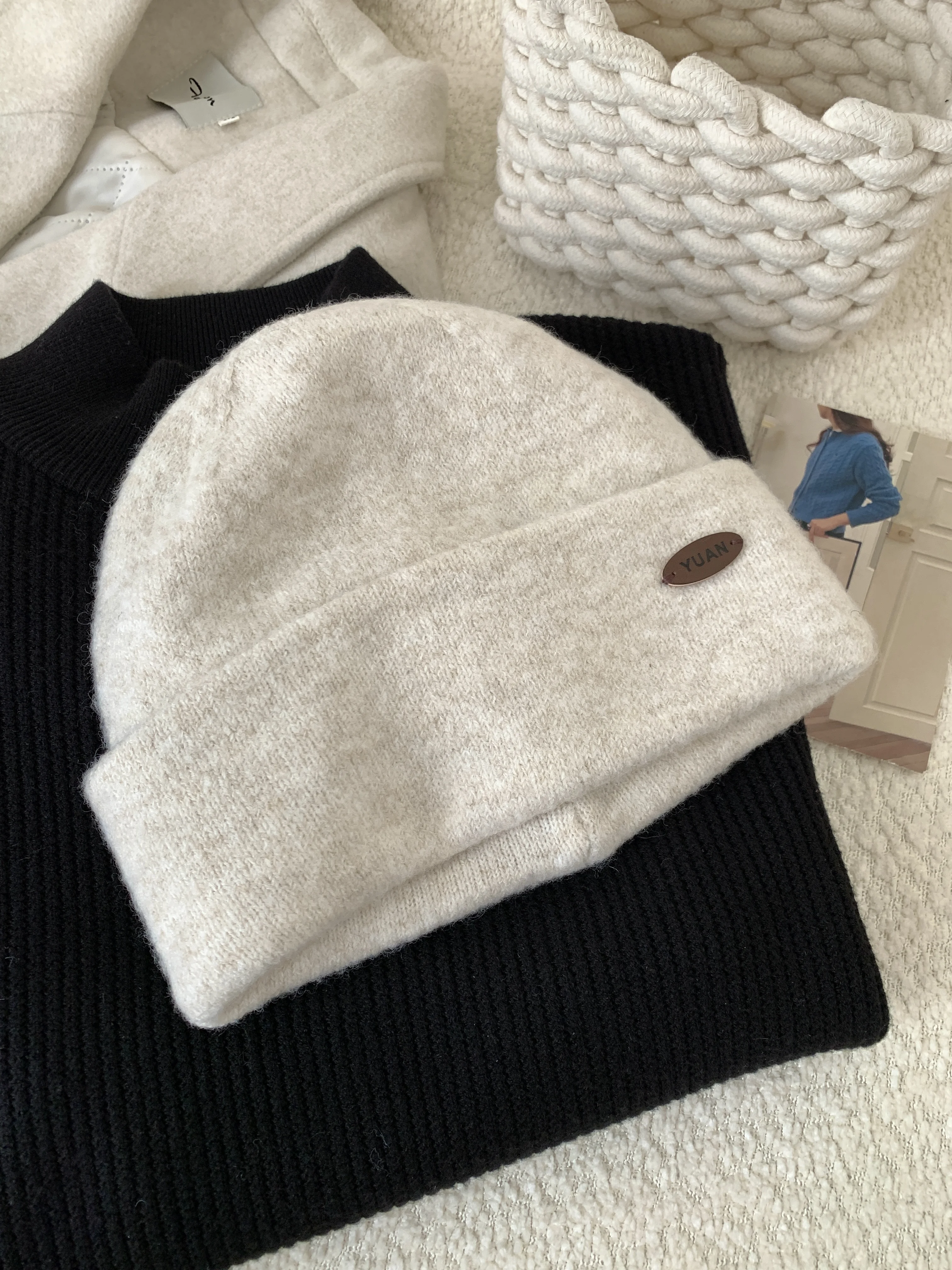 Warm Wool Blend Knitted Hat Women's Autumn Winter Style Small Label Casual No Brim Foldable round Top Cap for Young Ladies