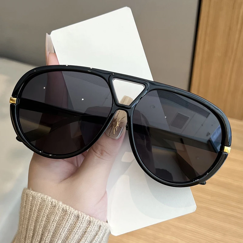 แว่นกันแดดทรงนักบินกรอบใหญ่แฟชั่นใหม่สำหรับผู้หญิง แบรนด์ดัง สำหรับฤดูร้อน เดินทางกลางแจ้ง แว่นกันแดดผู้หญิง หลายสี