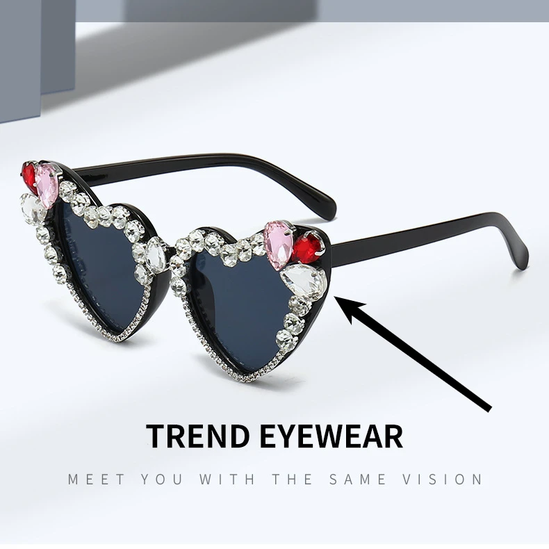 Cat Eye Sunglasses for Women Handmade Inlaid Imitation Diamond Style Shiny Sunglasses