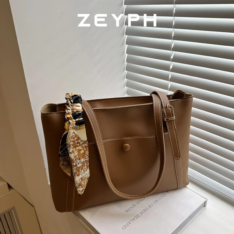 

Zeyph Stylish Simple Commuter Envelope Bag Large Capacity Shoulder Bag Women s Four Season Medium Tote Bag