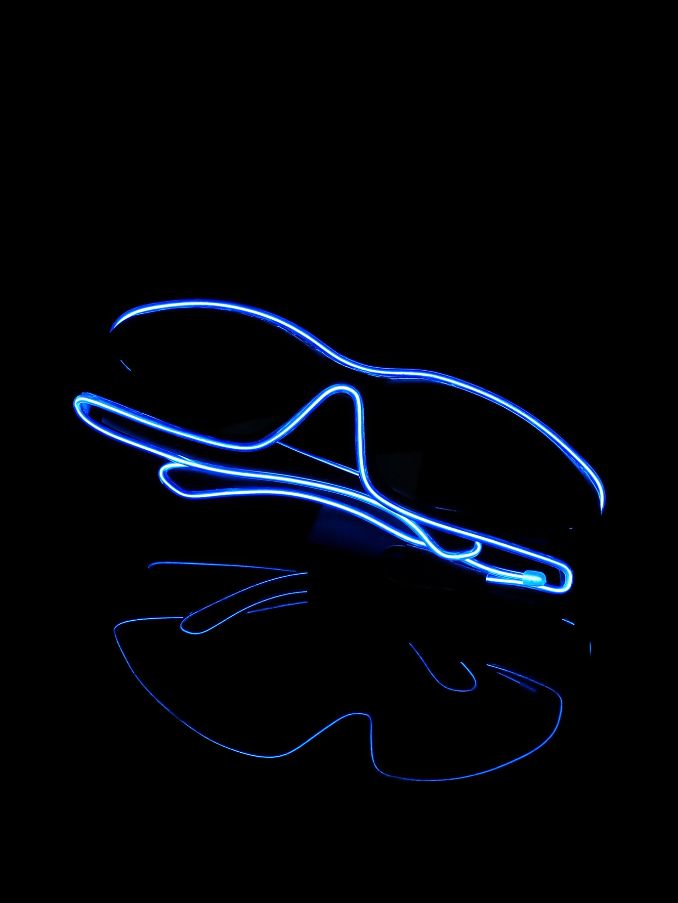 نظارات لاسلكية EL مضيئة ديسكو مضيئة LED على الإنترنت نظارات شمسية المشاهير بكسل KTV بار جو الحفل فلاش.