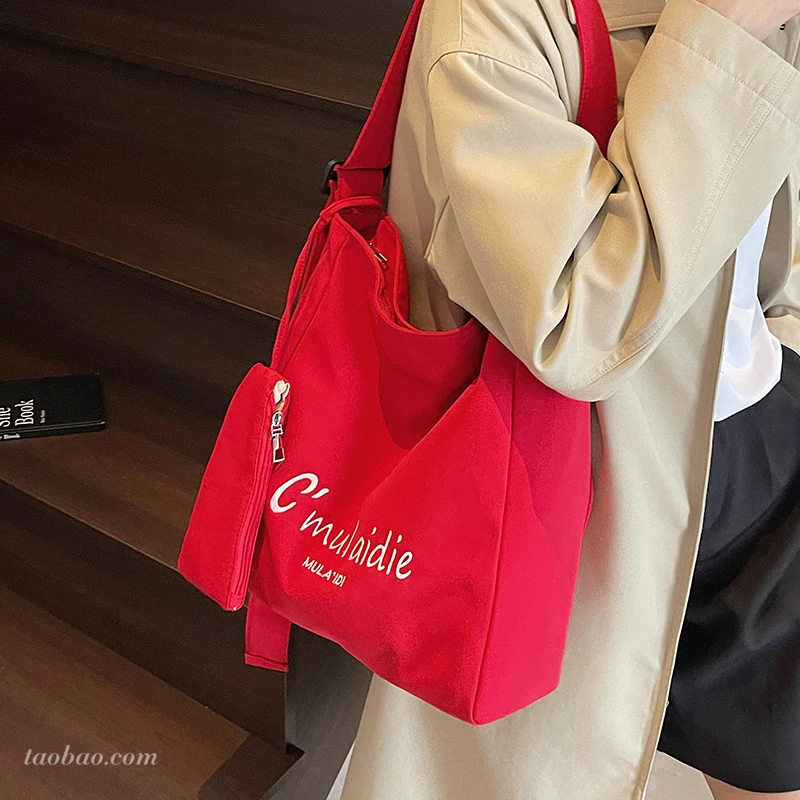 

Leisure Large Capacity Letter Canvas Handbags for Women Versatile Commute One Shoulder Crossbody Bags Fashion Red Tote Bag ﻿