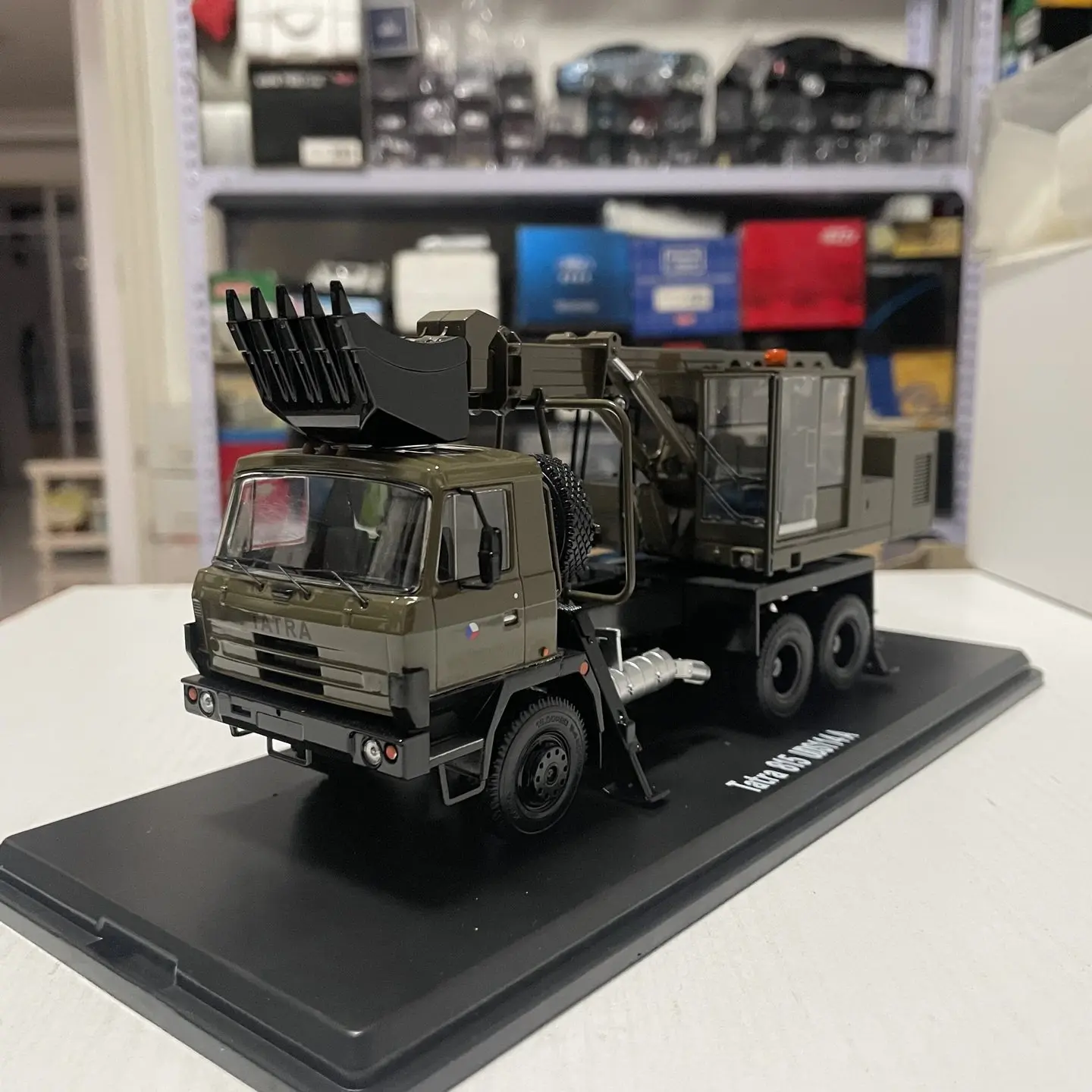 Modèle réduit SSM 1:43 en alliage moulé sous pression Tatra 815 UDS114A, Excavatrice, Jouet, Voiture, Classique, Nostalgie, Cadeau pour adulte, Souvenir, Présentation statique