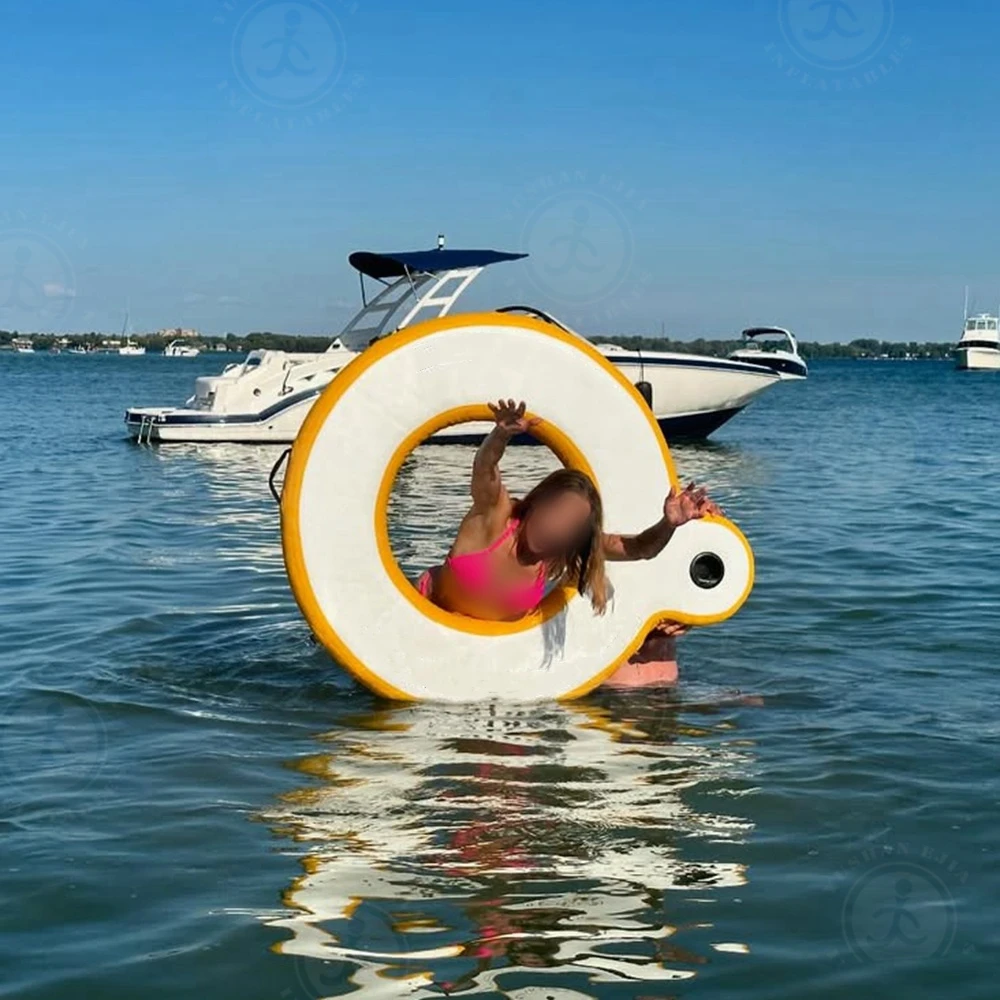 2025 جديد حلقة سباحة قابلة للنفخ جزيرة المياه أنبوب قطرة خياطة تعويم المياه المستديرة مع حامل الكأس