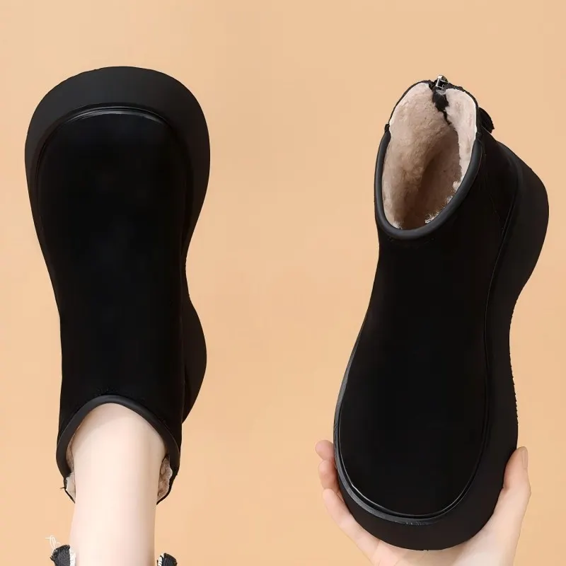 الرمز البريدي الخلفي والرفع. أحذية شيرلينغ أصلية بنعل مكتنز ومريح.