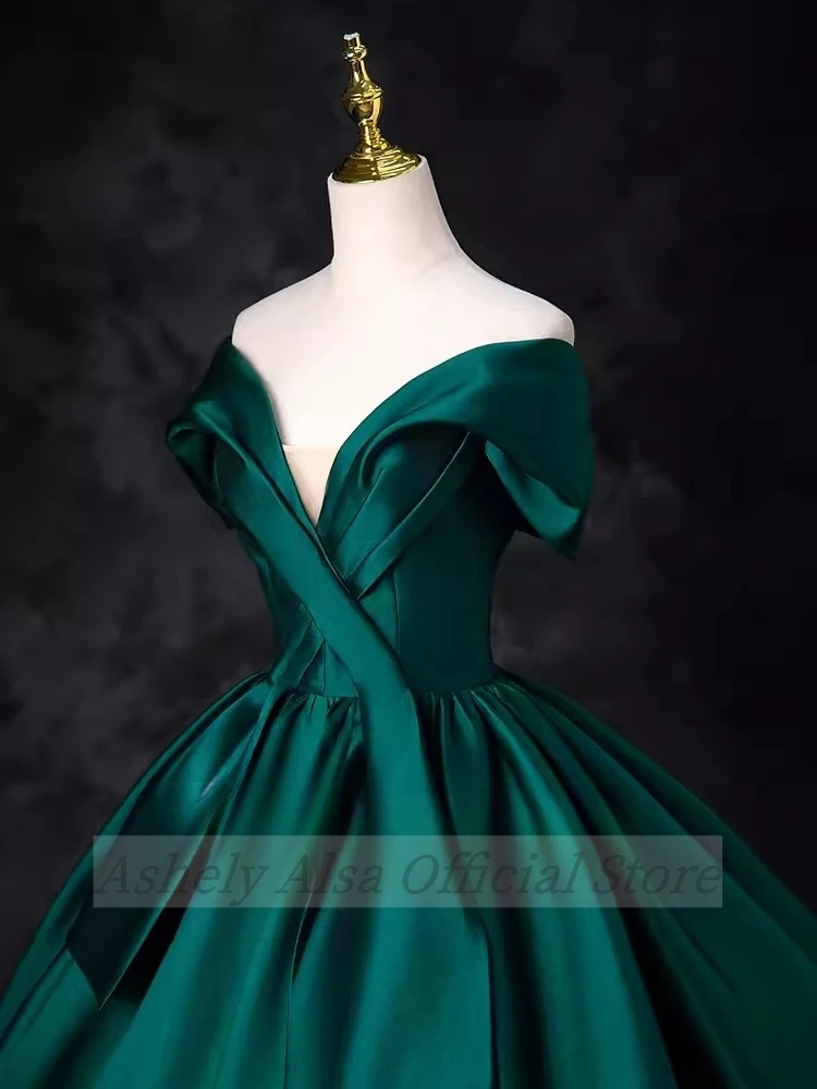 Customized Real Picure Emerald Green Prom Birthday Party Dresses V Neck Satin Puffy Skirt Long Vestido De Anos Quinceanera Gown