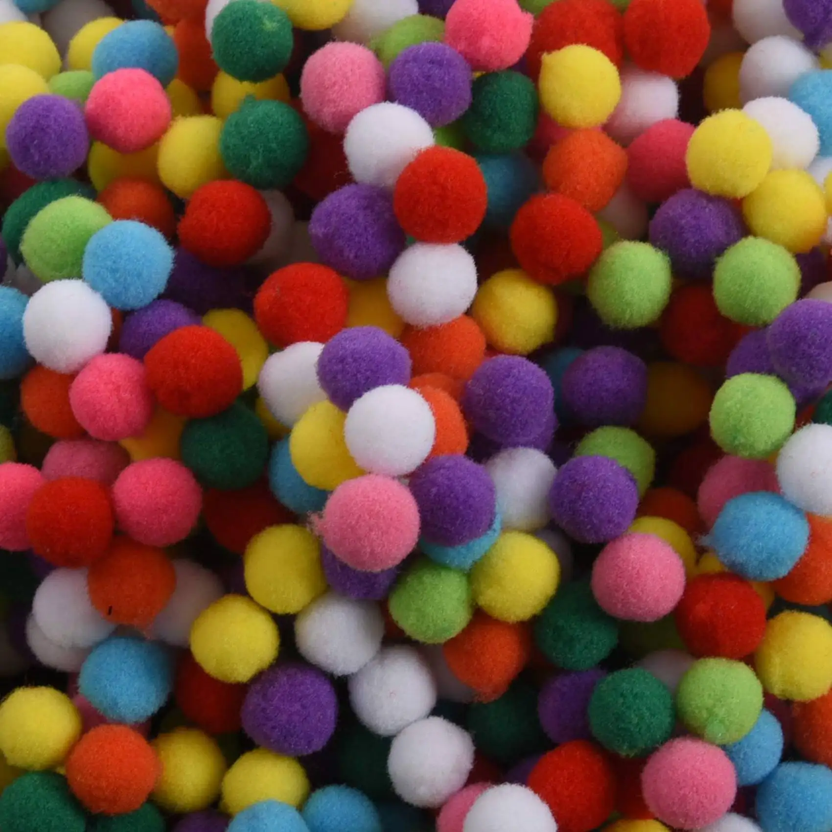 CYGJ-2000 pezzi di pompon morbidi di colore misto da 10 mm per artigianato per bambini