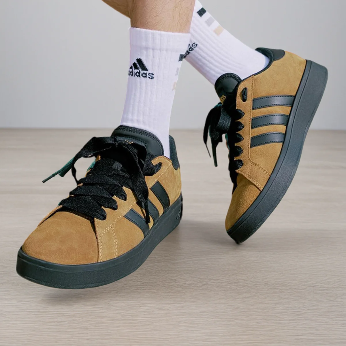 

Оригинальные мужские и женские кроссовки Adidas GRAND COURT BASE 00S KK1404