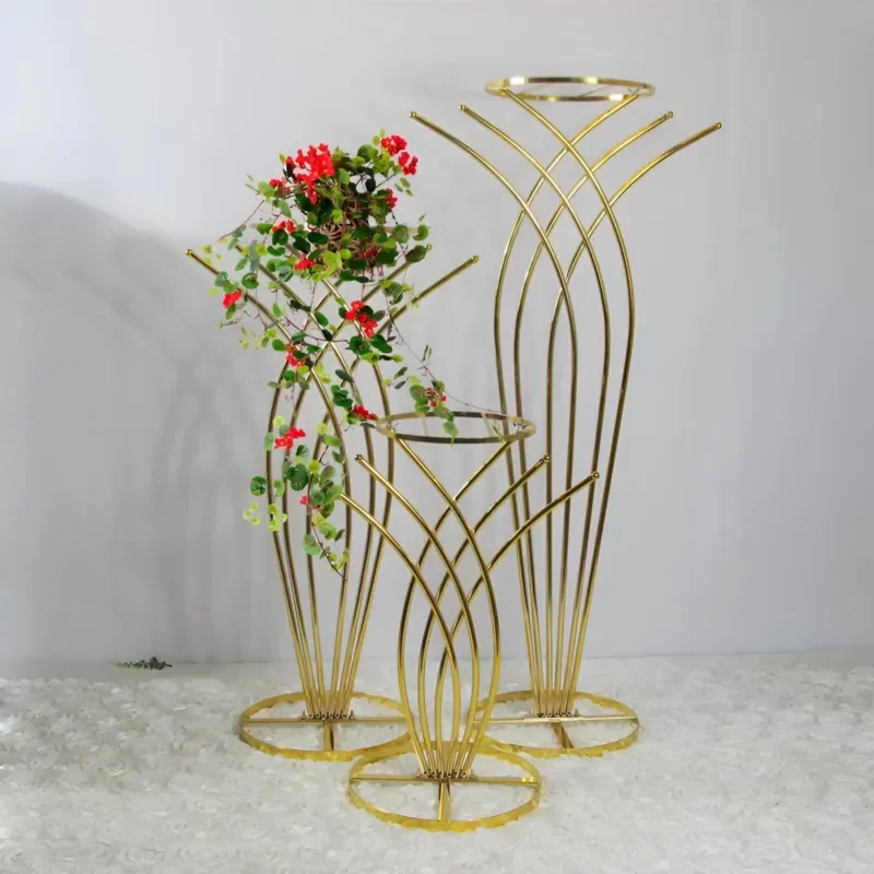 Gold metal flower stand Gold metal ornament Metal base Base flower stand Wedding decoration table ornament