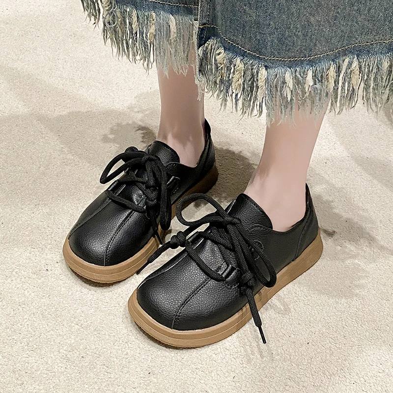 Women Single Shoes Spring and Autumn New Low Heel Round Head Lace-up College Shoes Casual Fashion Wear-resistant Leather Shoes