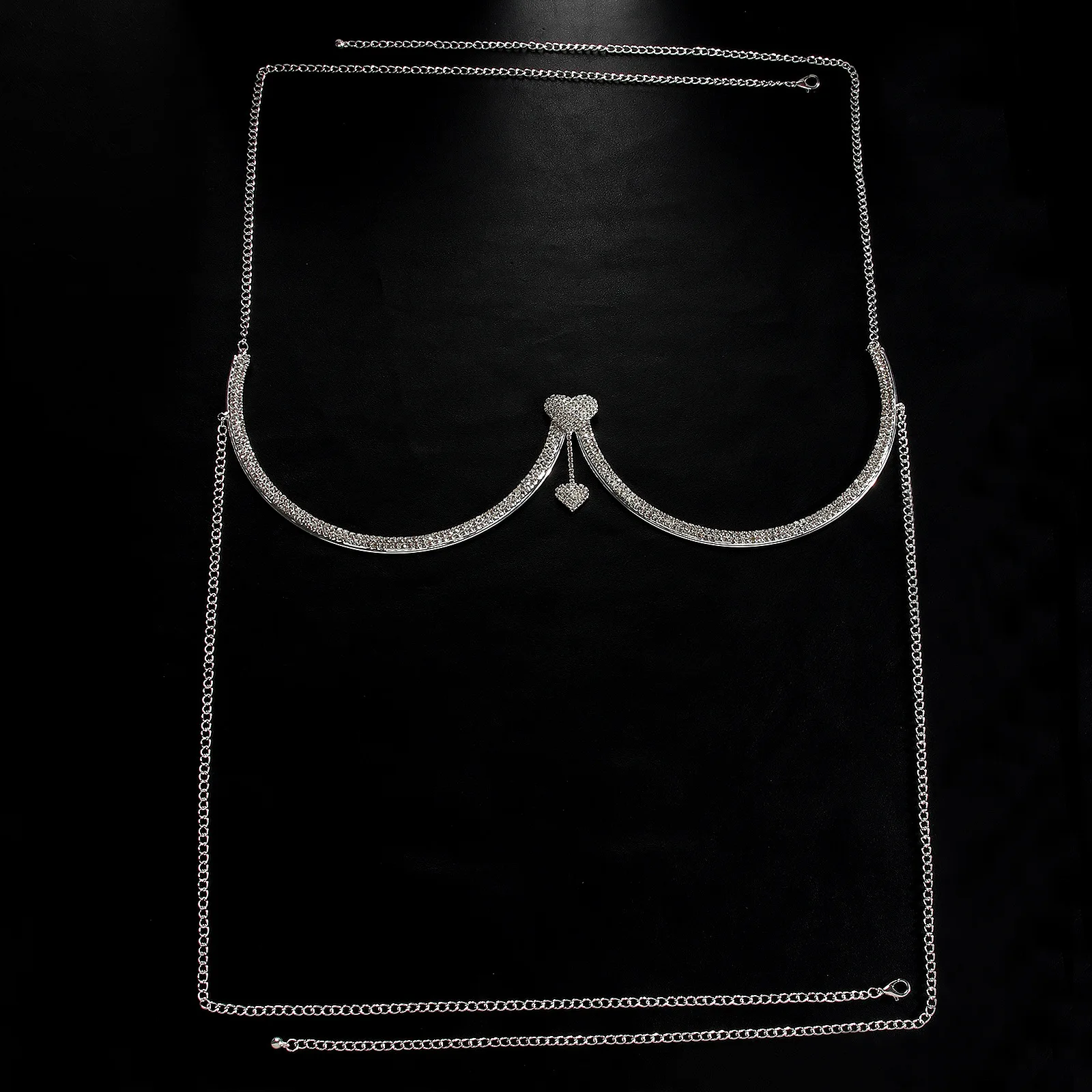 Luxurious Sequin Bra and Panties Chain Jewelry Set Sexy Nightclub Heart Pendant Body Chain Set for Women Girl Sexy Body Chain