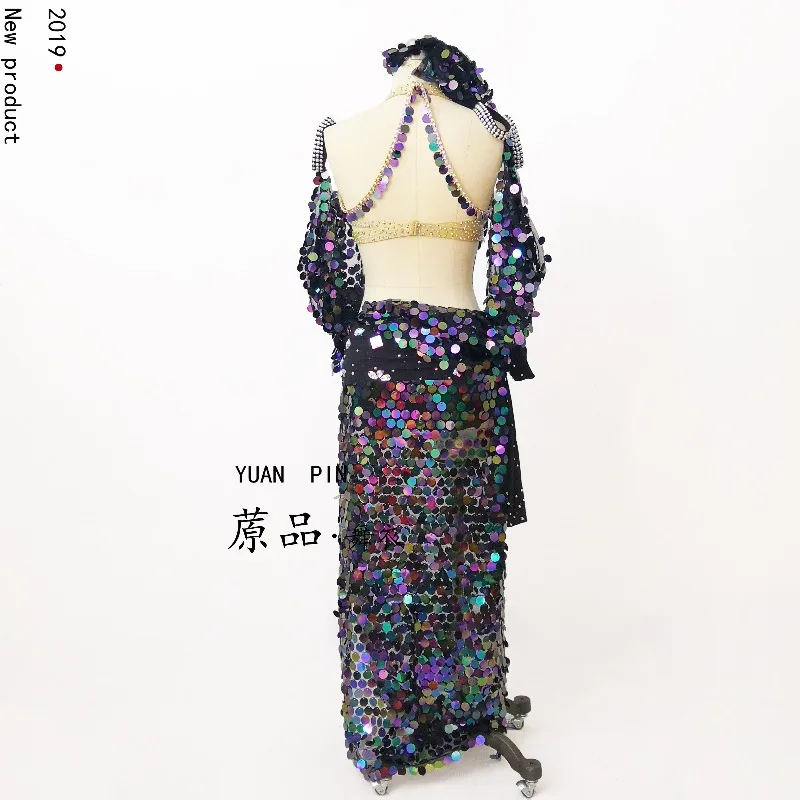 Customized Belly Dancewear Rhinestone Accessories Group Stage Suit Performance Costume Belly Dancing Bra Tassel Split Skirt Set