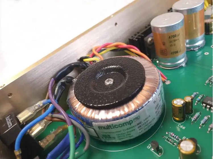 Condensatore del filtro REO ad alta versione FM255 FM255MK2 HIFI preamplificatore del telecomando completamente bilanciato di fascia alta