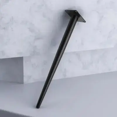 頑丈な黒色の鉄製家具脚。テーブルやキャビネットの脚の交換用として、diyのインテリアプロジェクトに最適な金属製の支柱。