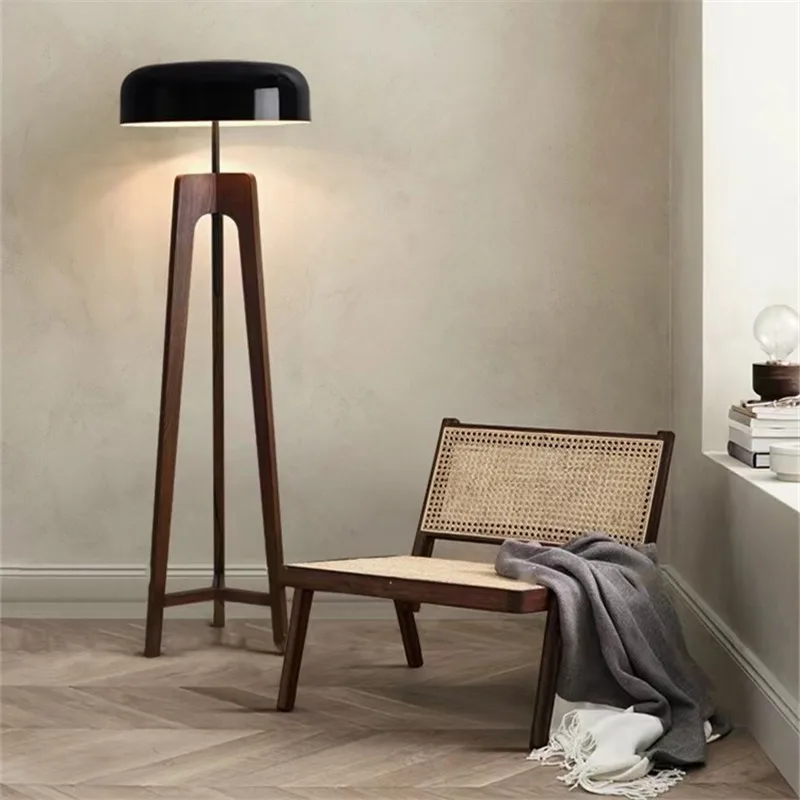 Classical Solid Wood Floor Lamp Art Deco Tripod led Vertical Lamp Hotel Bedroom office Shop Sofa Side Atmosphere Lighting