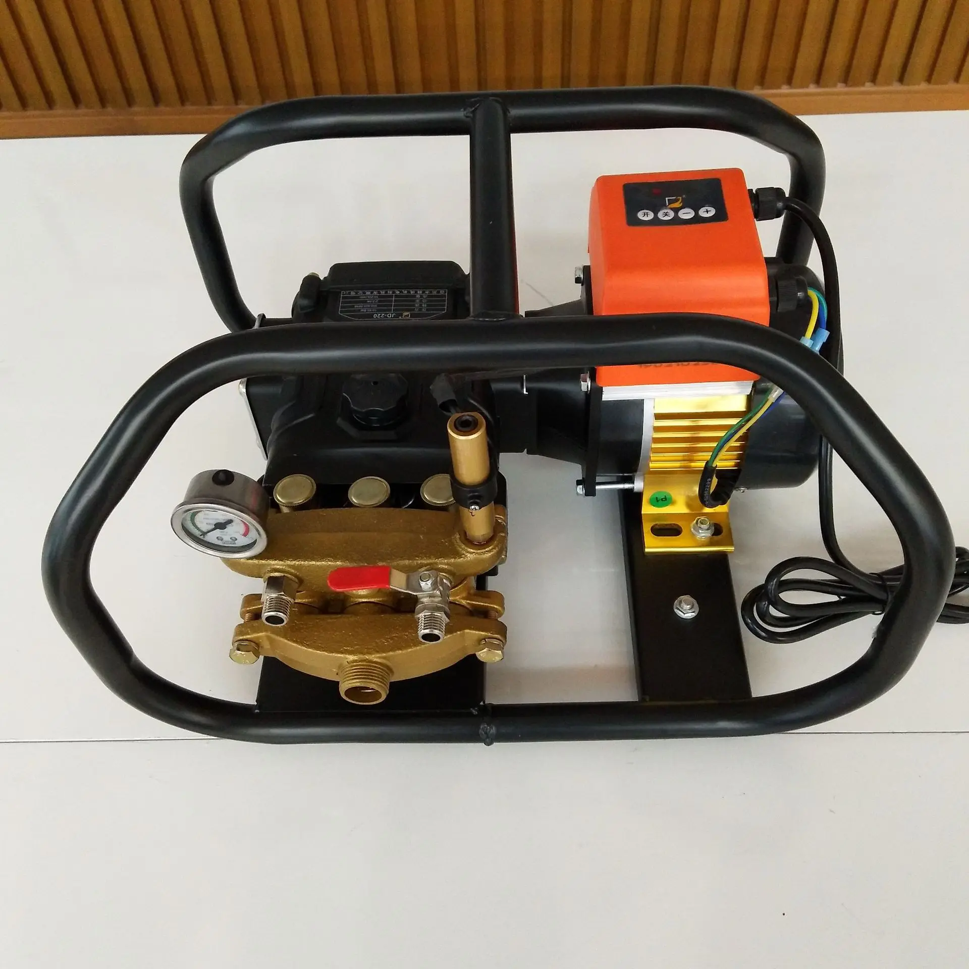 48V/60V garden high-pressure dispensing machine, special dispensing pump for electric tricycle