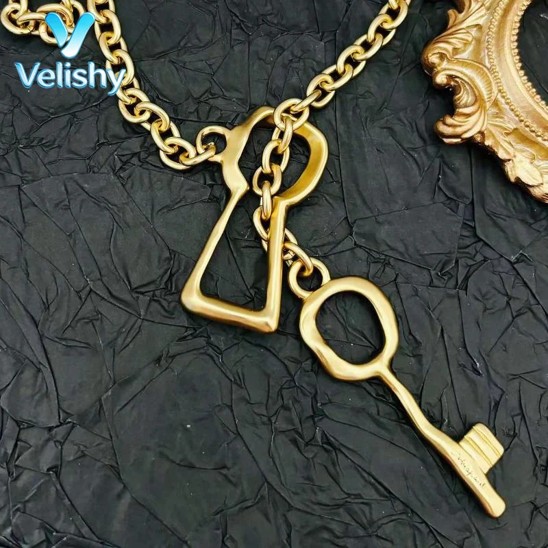 Matte Thick Chain Trendy Key Pendant Necklace For Women Stylish Jewelry Gift For Travel and Leisure Activities