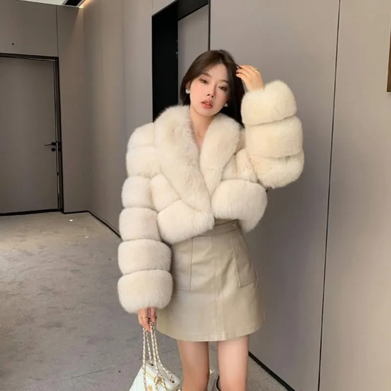 Iconic Street Fashion Week Luxury Cropped Faux Fur Coat Women Winter Hot Cool Girls Fluffy Fur Short Jacket