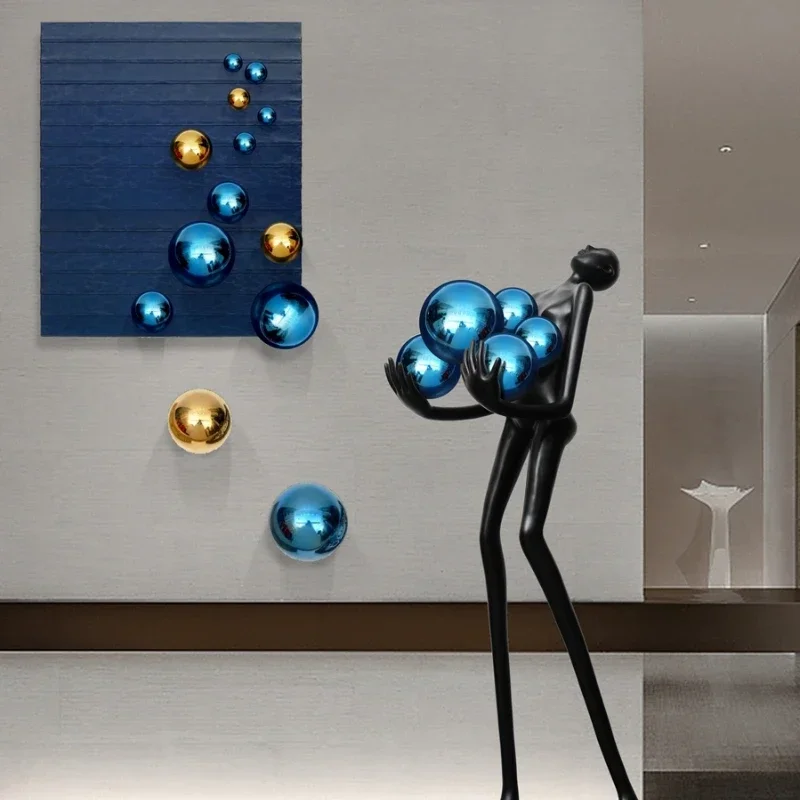 Ball Combination Wall Decoration and Wall Hanging Hotel Lobby Floor Ball Character Sculpture Device Art