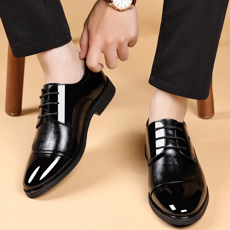 Fashion Patent Leather Business Men's Dress Shoes New Black Increase Male Wedding Shoes Designer Platform Man Derby Shoe