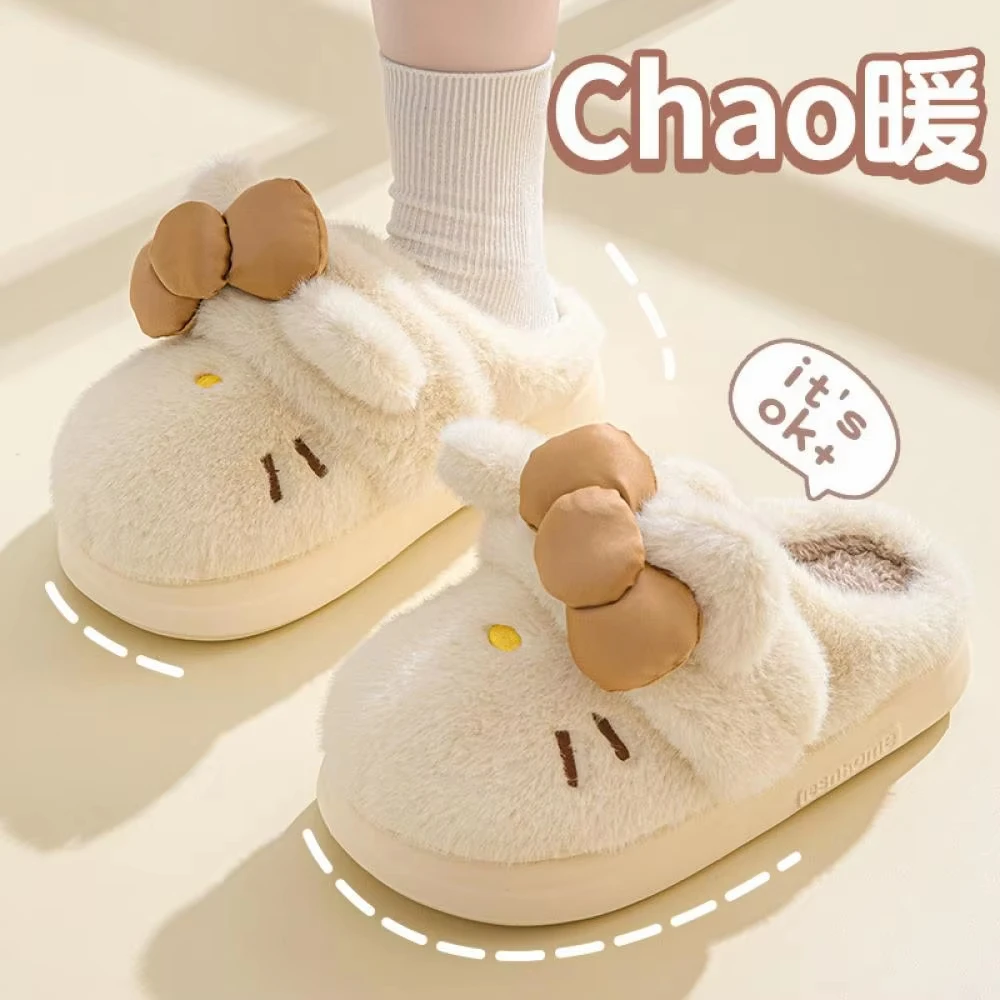 

Женские плюшевые тапочки, зимние Kawaii Hello Kitty с мультяшным бантом Sanrio для девочек, студенческие милые теплые нескользящие домашние хлопковые тапочки