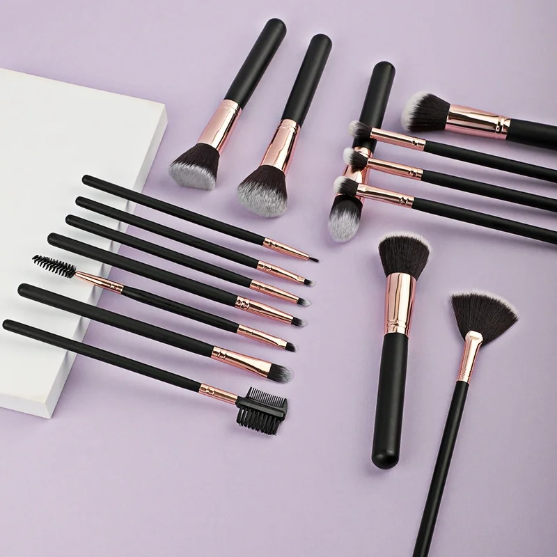 Atacado único punho de madeira pincel de maquiagem em conjunto macio pó solto fundação corretivo contorno escova sombra de olho bálsamo labial