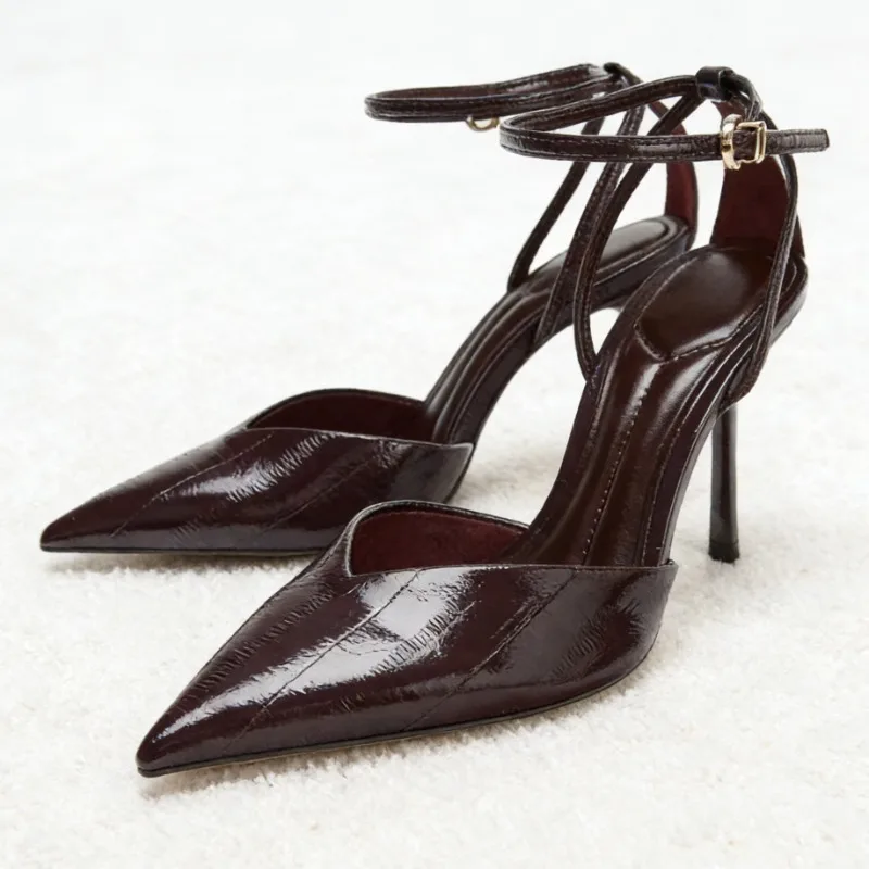 Zapatos de tacón con correa en el tobillo de color rojo burdeos de diseñador para mujer, tacones altos sexis de charol con punta estrecha para mujer, zapatos elegantes para vestido de fiesta