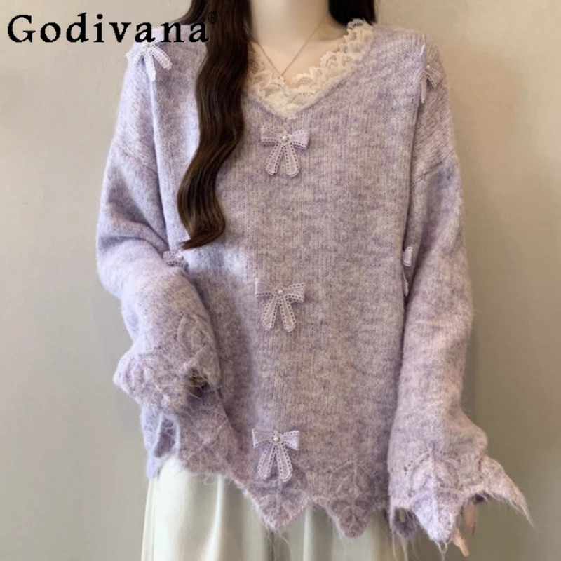 

Японские милые трехмерные вязаные топы с v-образным вырезом и бантом, женские осенне-зимние свободные кружевные свитера больших размеров, уменьшающие возраст