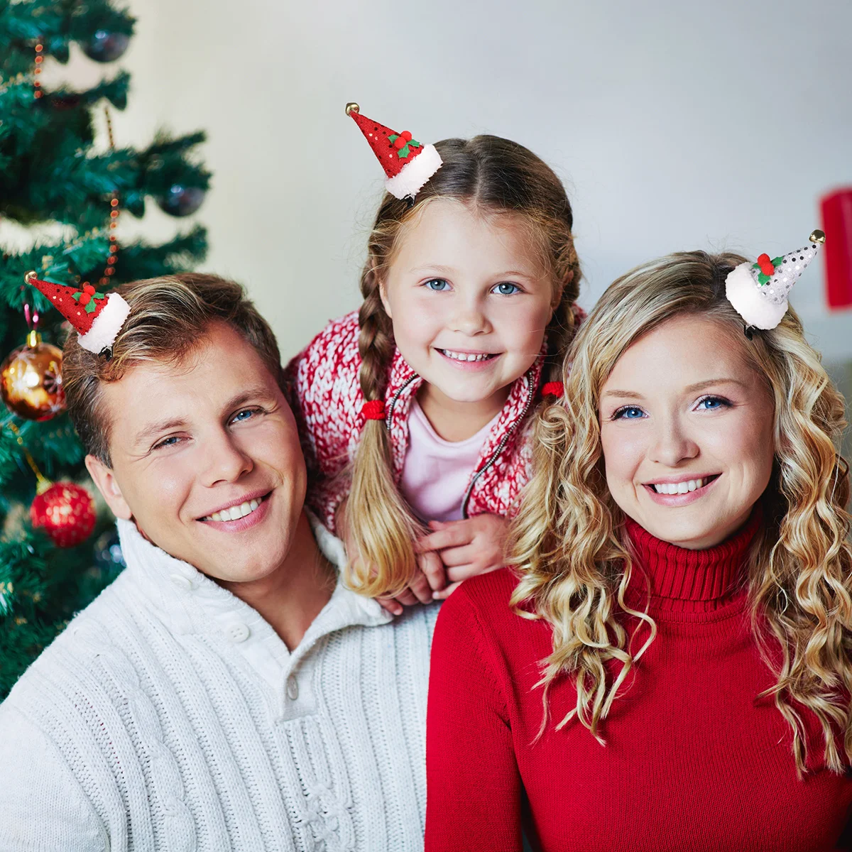 

3Pcs Santa Hat Hair Clips Sequin Christmas Hairpins Metal Alligator Clip Party Accessories for Kids Girls Festive Hair