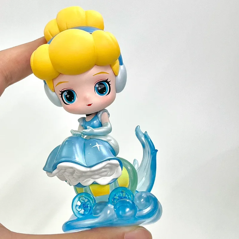 

Подлинная серия Disney Princess Fairy Town, слепая коробка Белоснежка, милое украшение для настольного автомобиля ручной работы, загадочная коробка для девочек на день рождения