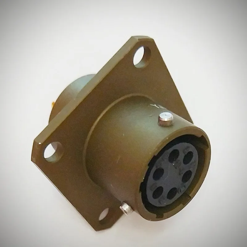 Heavy-Duty 6-Pin Aviation Socket MS3112E10-6S MS26482 Series Bay-o-net Quick-Connect Industrial Connector
