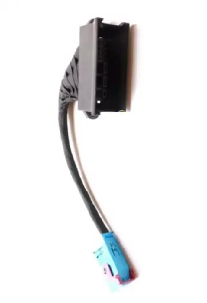 

Кабель-адаптер Plug & Play для Audi 32-в-18 и VW Passat B6 R36 (36-в-32 контакта) для подключения виртуальной приборной панели