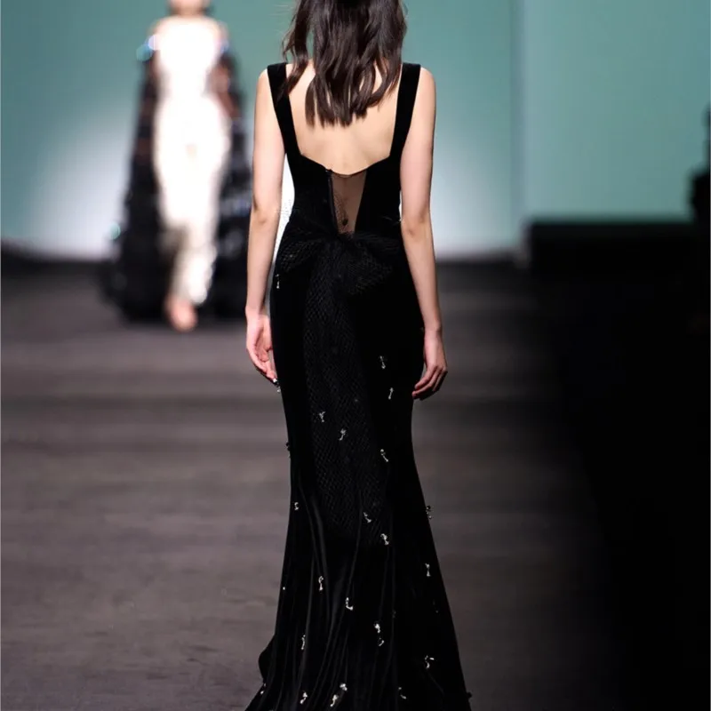 

Black fishtail dress for banquets gatherings and parties