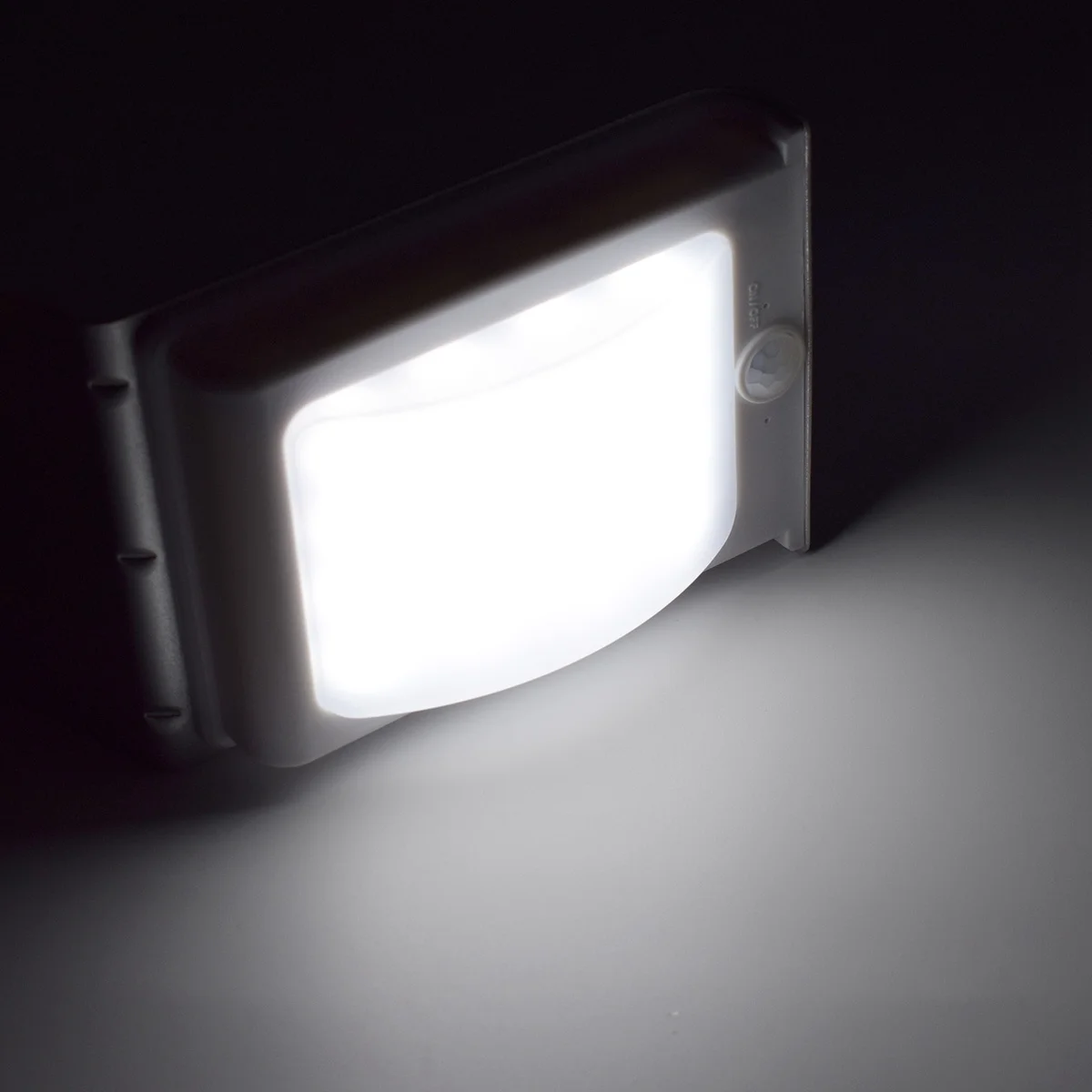 

Solar Led Street Light Wall Mounted Outdoor Security Lamp For Garden Path Fence Patio Dim/Bright Motion Sensor, Aluminum