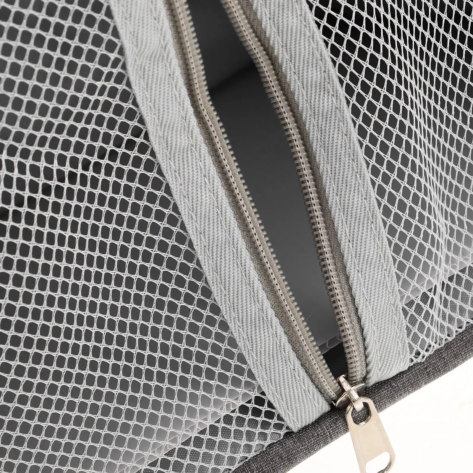 Large Bedside Hanging Bag Multifunctional Waterproof Fabric Crib Organizer Nursery Storage Pocket for Diaper Bottle Wipes