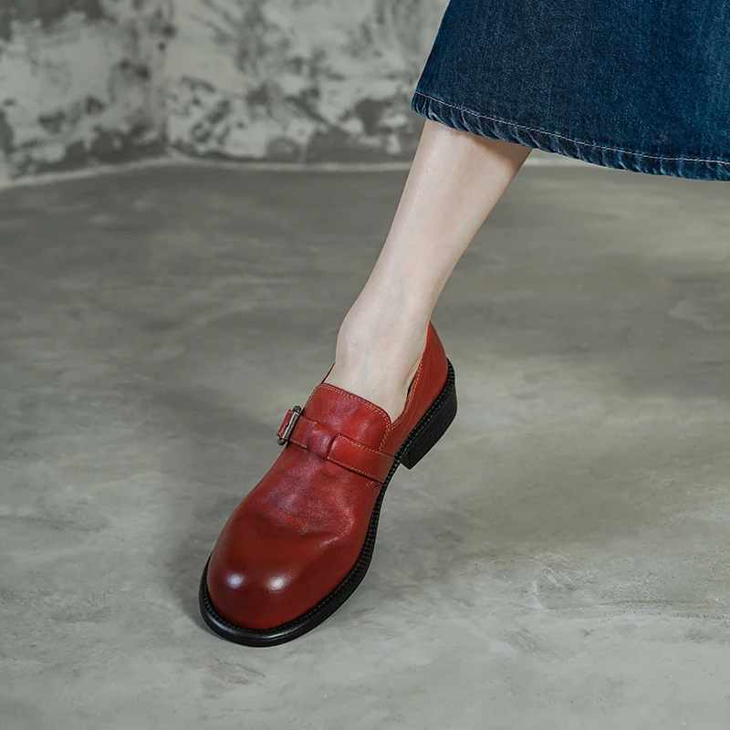 New 2026 Autumn Vintage Natural Leather Women's Pumps Round Toe Belt Dec Low Heel Casual Shoes Young Girls Comfort Retro Pumps view 4