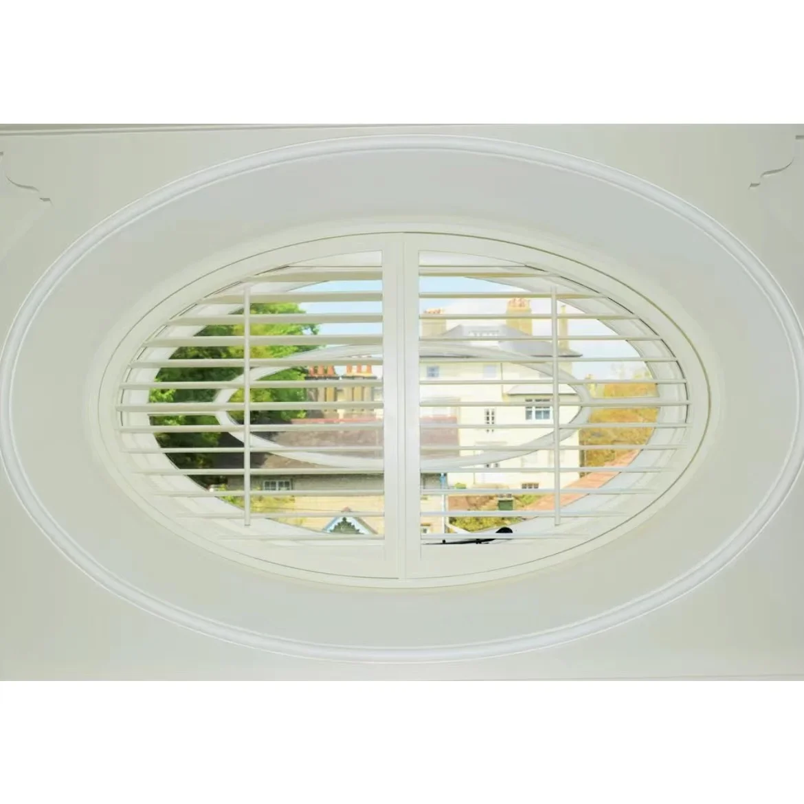

A French Style Custom Egg Oval Circle Round Plantation Shutters Window Decoration Home Window Shutters