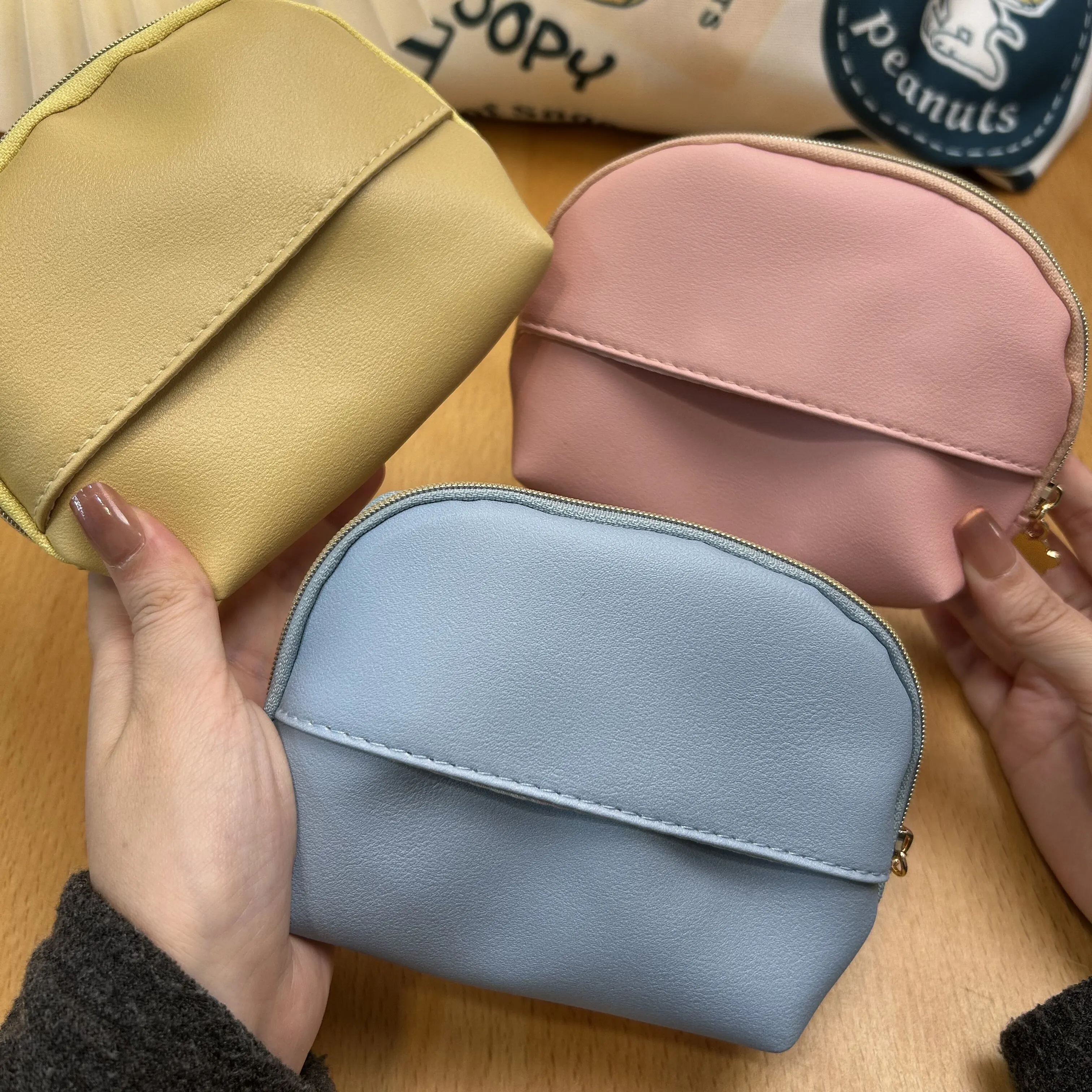 Shark Cat Transparent Mesh Cosmetic Bag Embroidery Shell Portable Travel Toiletry Pouch Lipstick Storage For Women - view 5
