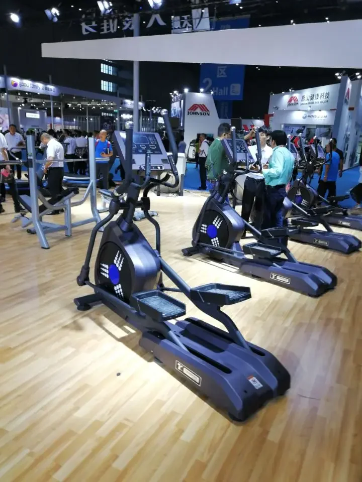 New design commercial elliptical machine gym equipment / fitness equipment for sale