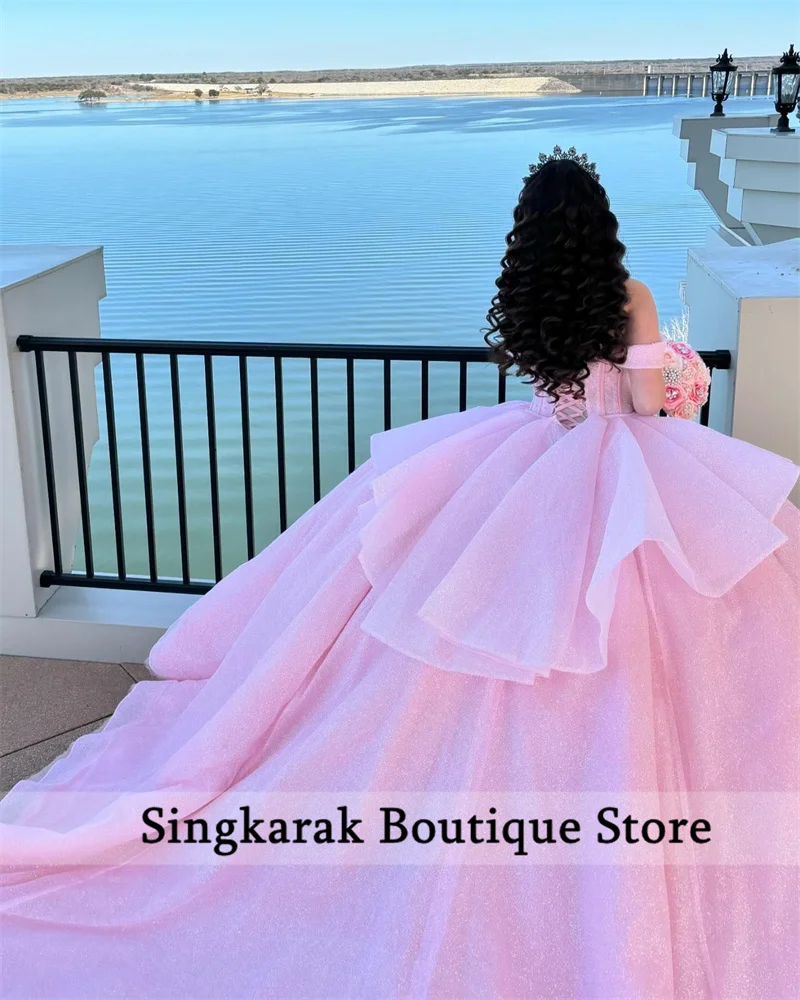 Glitter Pink Sweetheart Quinceanera Dresses 2024 Beads Pearls Rhinestones Mexican Sweet 16 Dress Ball Gown Customized