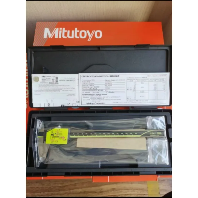 

Mitutoyo Japan 500-196-20 150mm/6" Absolute Digital Digimatic Vernier Caliper