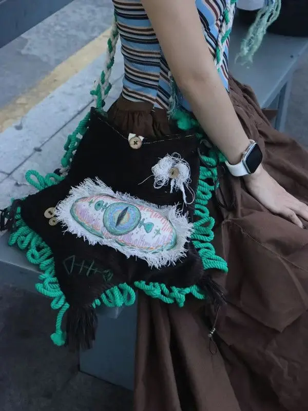 حقيبة كروس عصرية ذات تصميم خماسي مخصص بألوان متباينة وسعة كبيرة وكتف واحد للنساء عصرية