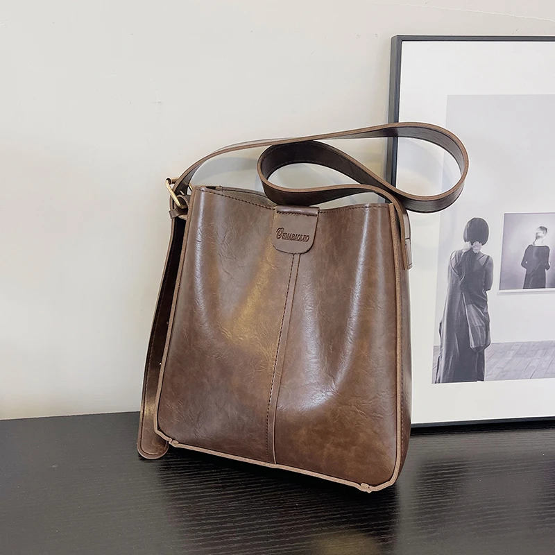 

2024 Fashion Newest Students School Portable Shoulder Women PU Leather Bags Work Big Pockets For Shopping Leisure Daily Casual