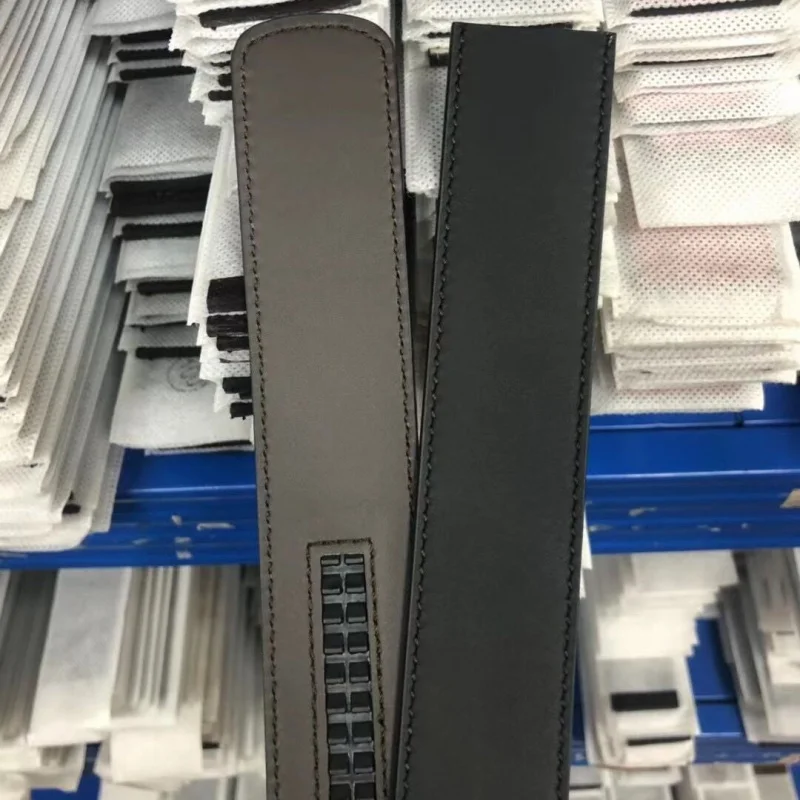 

Luxury Men's 3.5cm Automatic Slide Belt – Premium Genuine Leather, No Buckle, Self-Adjusting, Classic & Stylish Dress Belt for M
