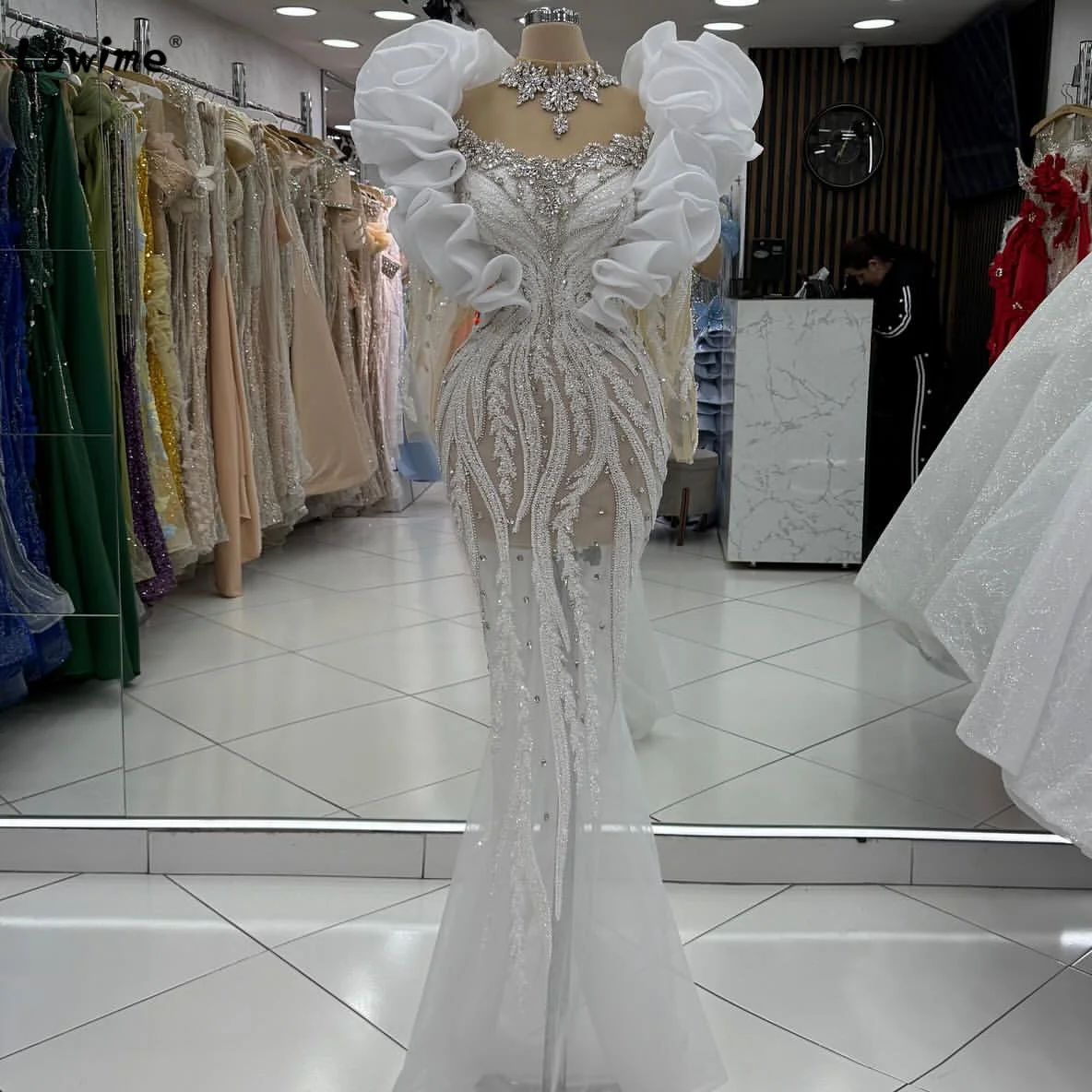 

2025 White Ruffled Evening Dress Crystal Necklace Evening Dress Prom Dress Women's Party Dress Wedding Dress Customizable