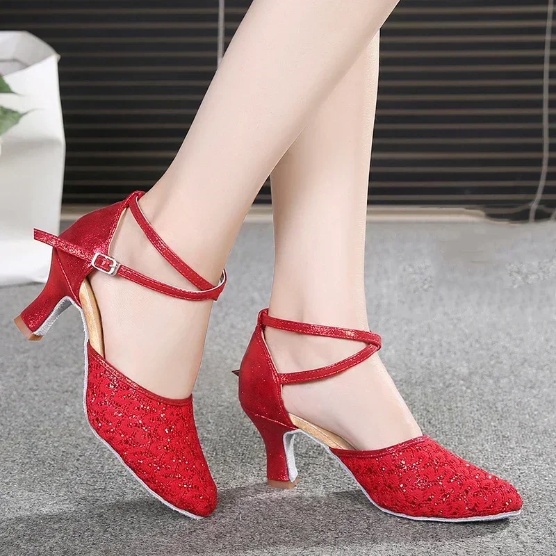 Women Dancing Shoes Heel 7cm Closed Toe Ballroom Latin Dance Shoes Rubber Sole High Heel Tango Salsa Dance Shoes for Girls