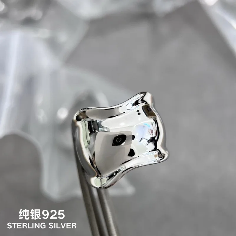 

2024 New Trend High Quality Fashion Luxury Jewelry Luxury Wave Wide Edition Ring Pure 925 Silver Fashion Charm Shining Gift