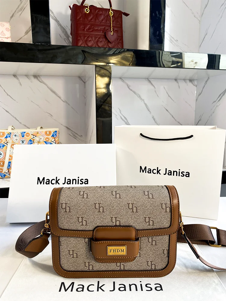 

Винтажная и новая модная сумка через плечо с буквенным принтом. 2025 г., популярная и универсальная женская квадратная сумка через плечо.