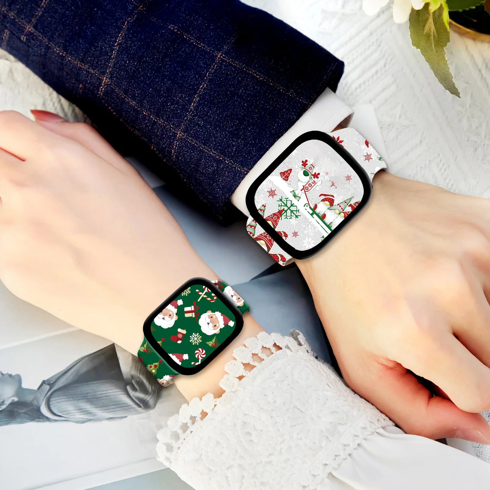 Colorful Christmas Print Series Watchband for Apple Watch 11/10/9/8/SE, Soft Waterproof Replacement Silicone Band 45mm/44mm/42mm